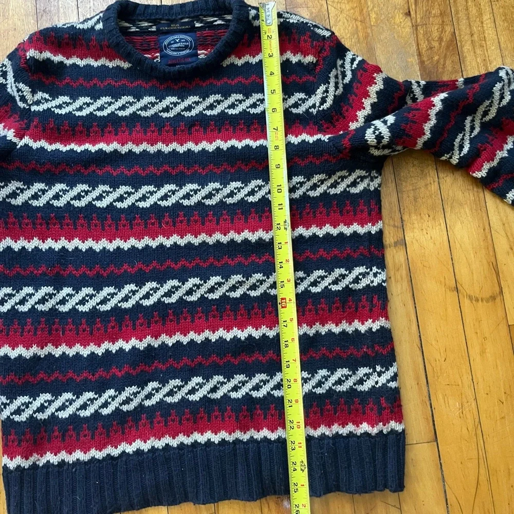 American Eagle Outfitters Men's Athletic Fit Sweater‎ Red White Blue Stripes M